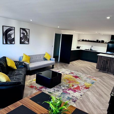 New 2 Bed Apartment In Royston High St Esterno foto