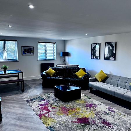 New 2 Bed Apartment In Royston High St Esterno foto